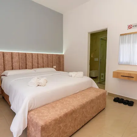Comfort 3* Szkodra